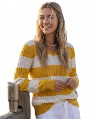 St. John’s Bay Coastal Yellow & White Striped Cable Knit V-Neck Sweater Size L